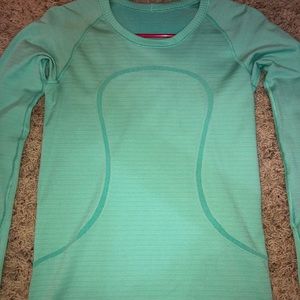 Lululemon Swiftly Tech Long Sleeve Crew